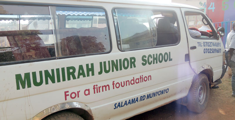 Munirah Junior van
