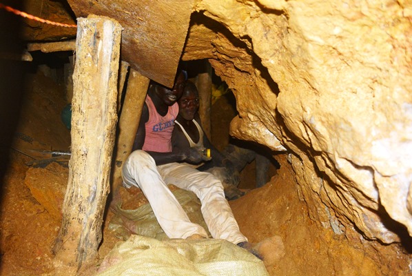 Inside Gold tunnels 11