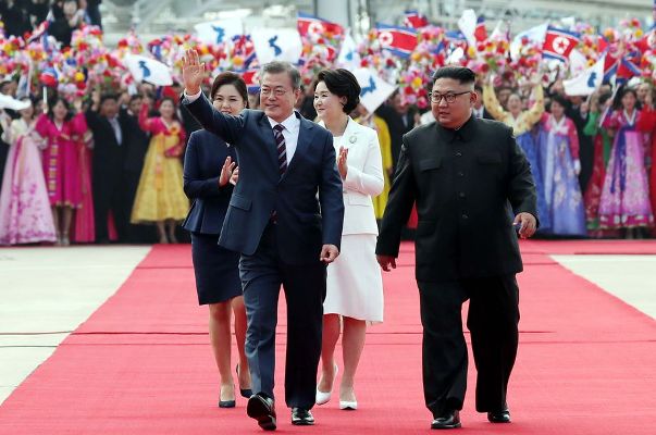 Moon Kim inspect