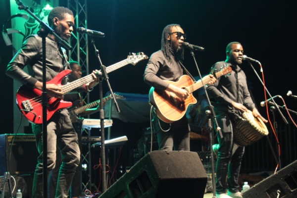 the undercover brothers gave the audience a groovy performance