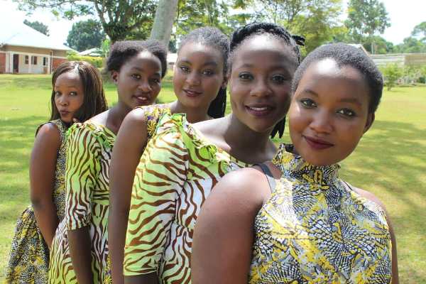 The happy PINA girls