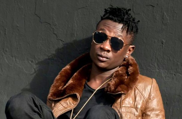 troubled Fameica after flopped concert