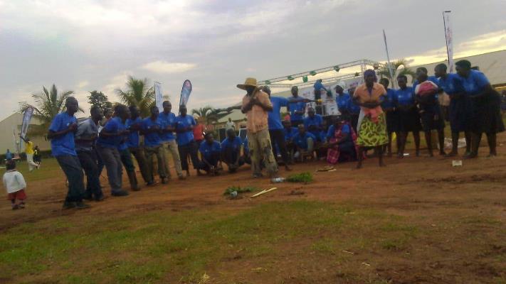 one of the groups that entertained the revelers