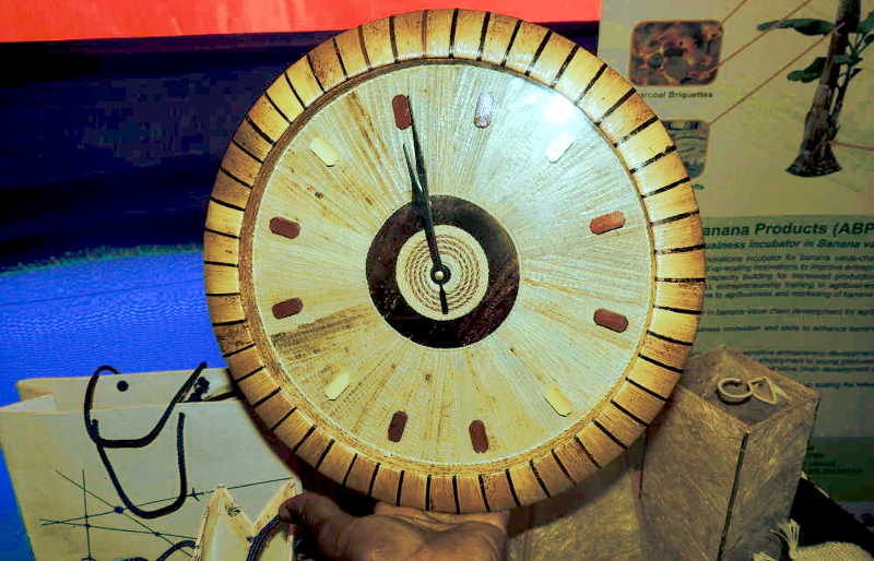 Uganda made wall clock from Banana fibre