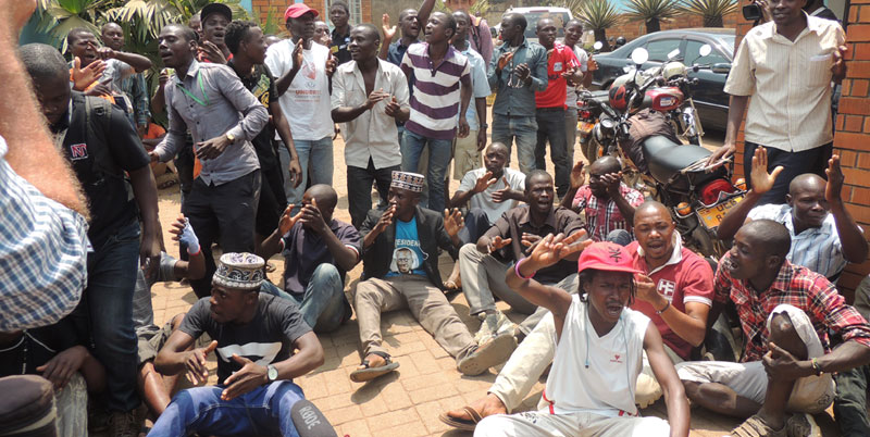 Youth Protest the elction results at FDC offices in Najanankumbi