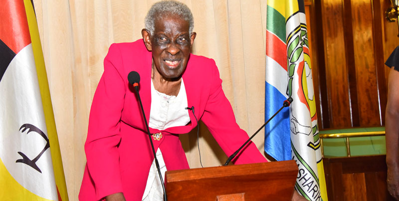 HON-FLORENCE-LUBEGA-POSING-FOR-A-PICTURE-AT-PARLIAMENT-IN-THE-CHAMBERS-_5201-(4)